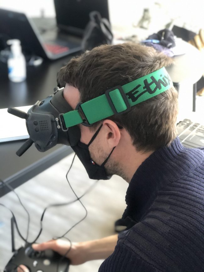 Formation-cinewhoop-drone