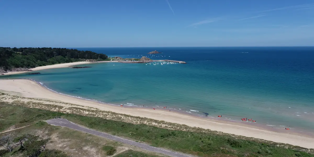 Formation drone autonome surveillance des plages et zones de baignade